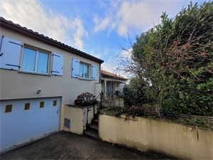 maison-villa à la vente -   86000  POITIERS, surface 104 m2 vente maison-villa - APR734833